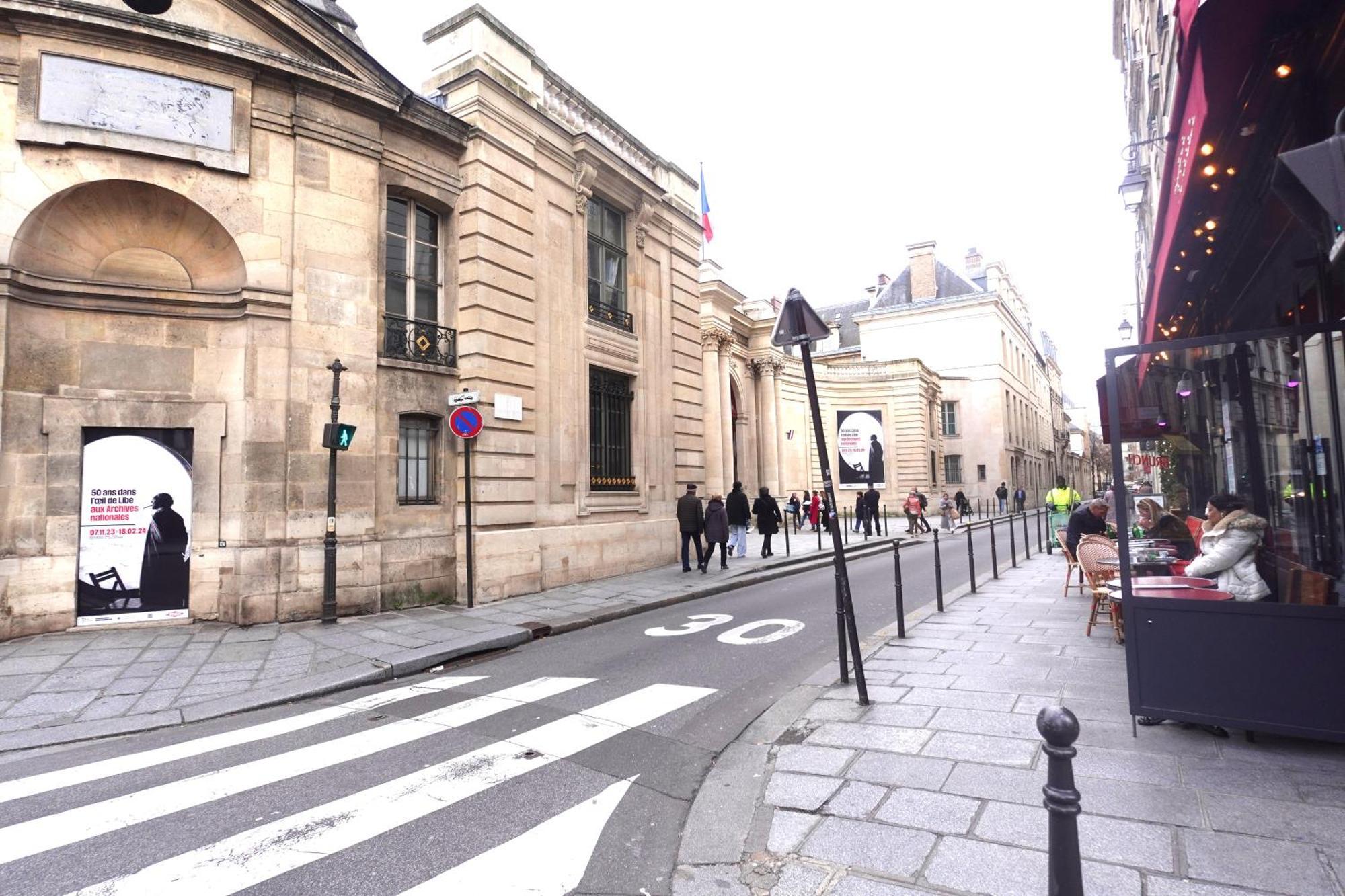 Cosy Flat In Le Marais Paris